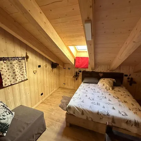 Il Cervo Di Maison Terese - A Due Passi D Pila Apartman Cerise